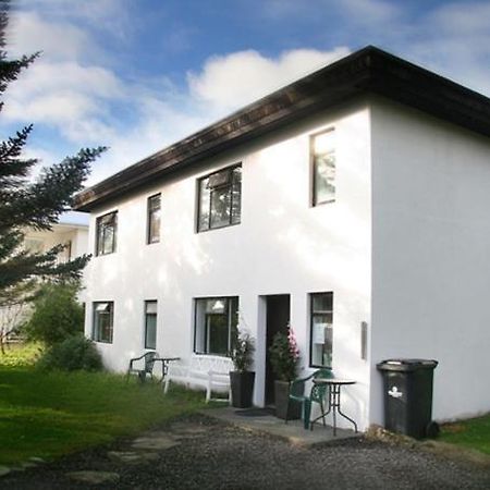 Husavik Guesthouse Exterior photo